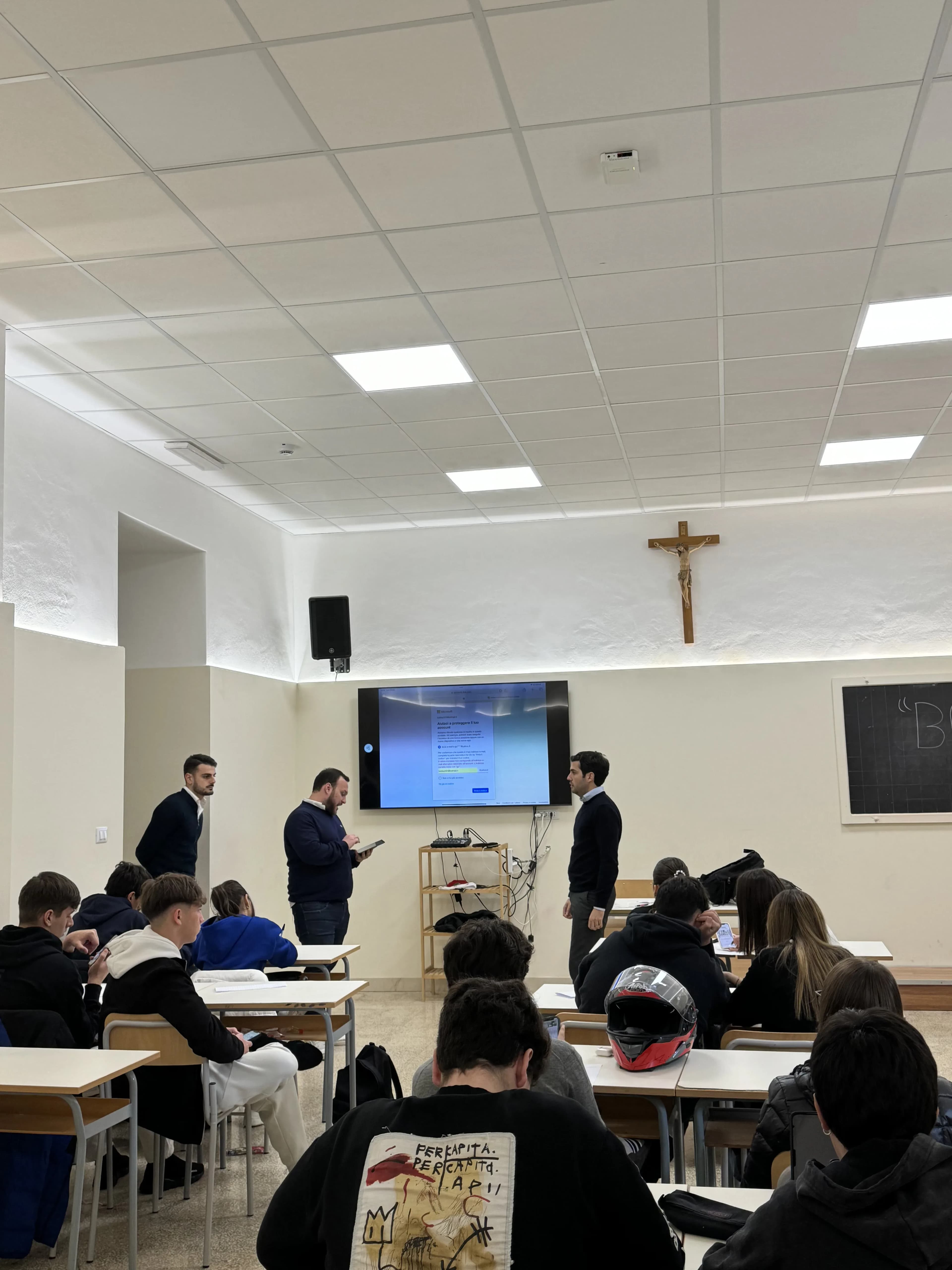 Brand Identity e AI: Un'Esperienza Creativa con gli Studenti del Liceo Don Bosco Ranchibile gallery 11