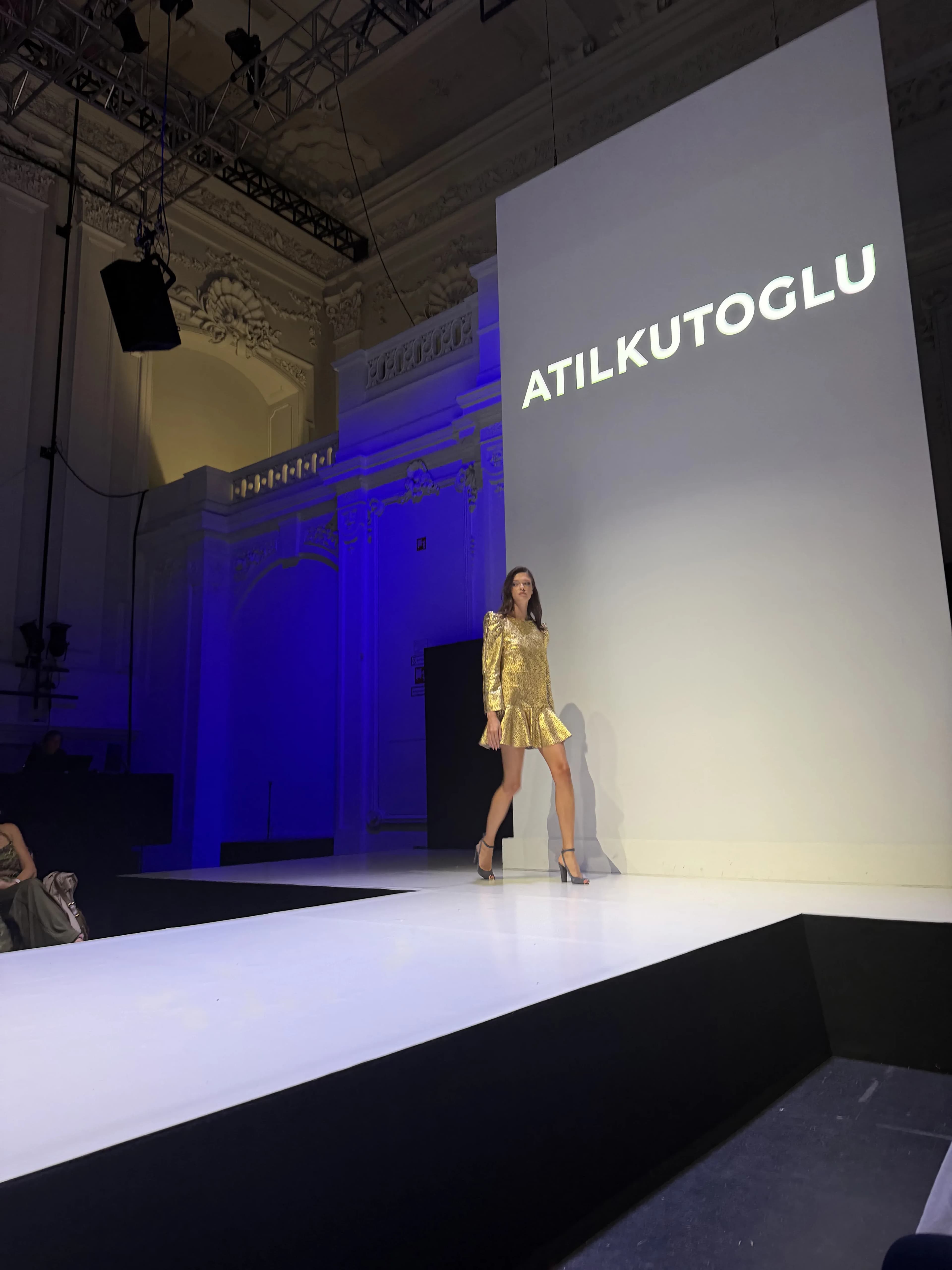 Da Palermo a Vienna:  nuove relazioni nel fashion gallery 12