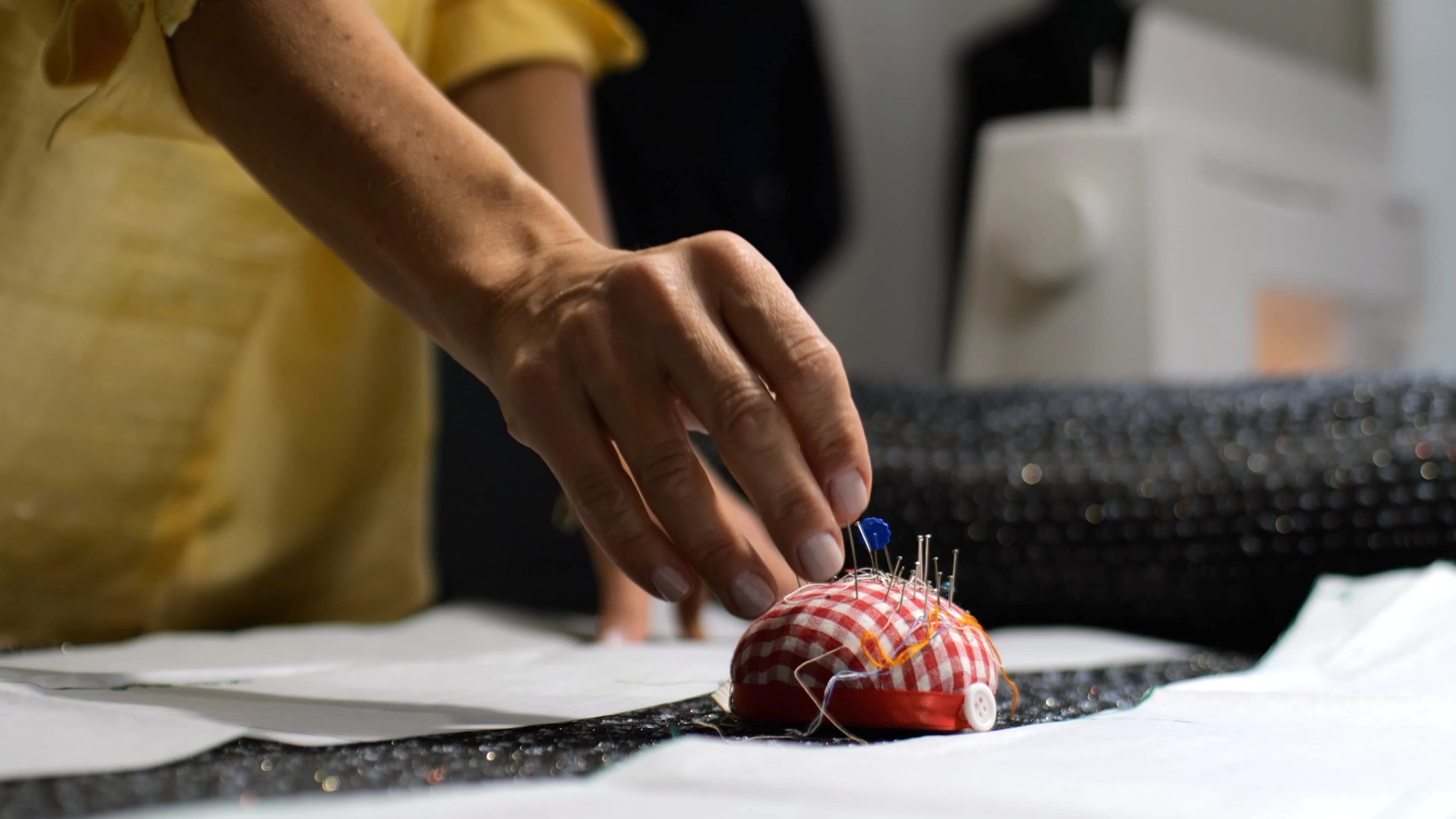 L’incantesimo di Vali: un cambio di vita per tessere una passione gallery 1