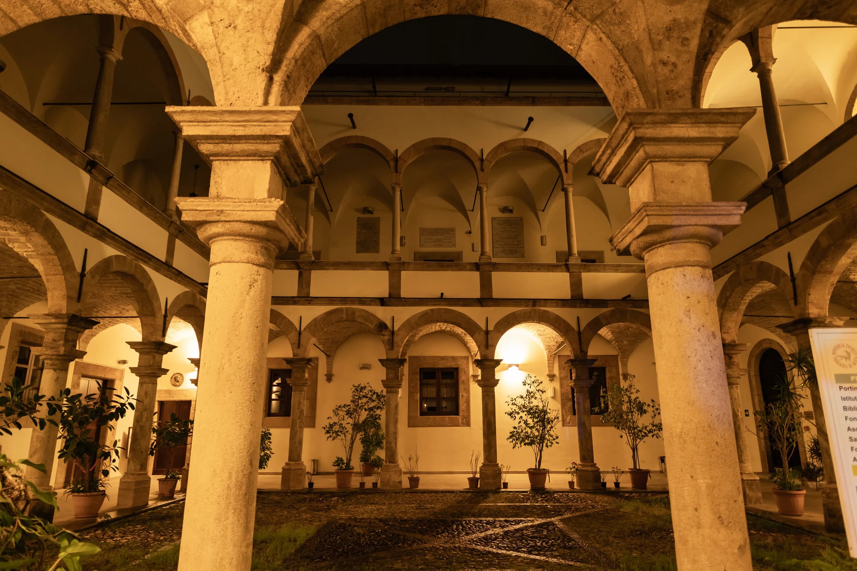 Only Sicily e la Strada degli Scrittori: Un Viaggio tra Cultura e Turismo nella Sicilia Letteraria