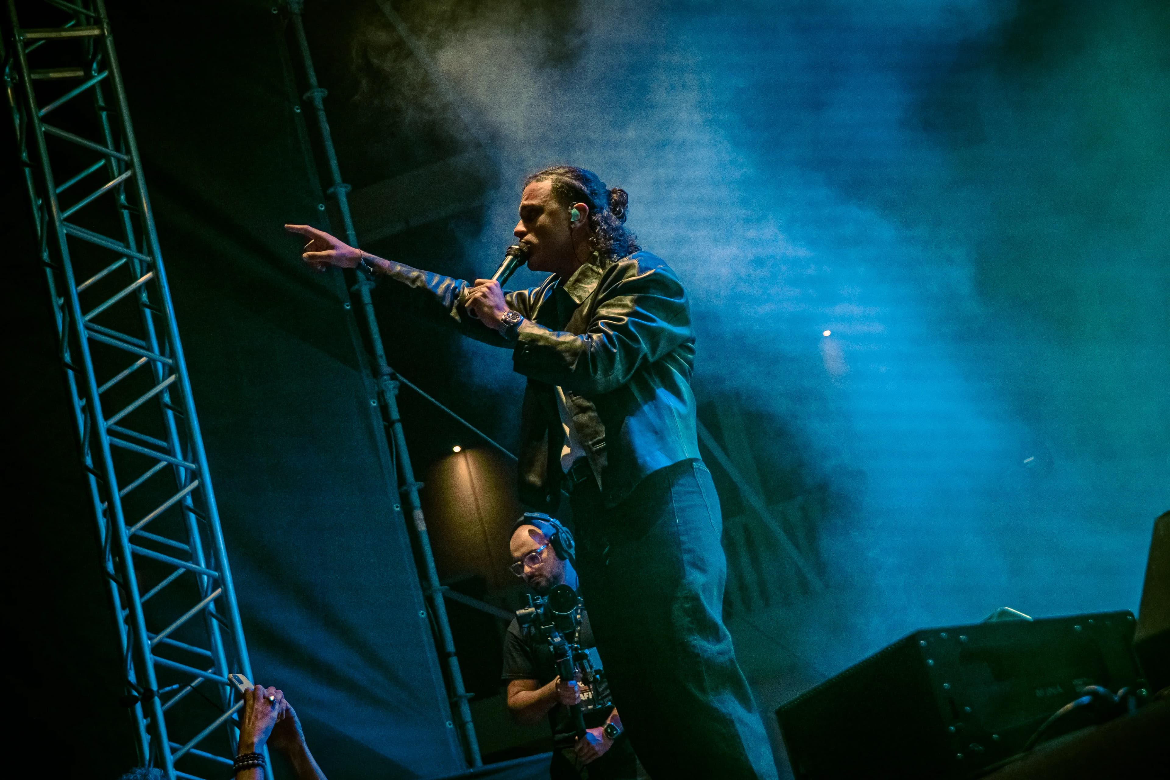 Samurai Jay accende il Sicilia Outlet Village davanti a 4.000 persone
